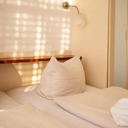 Elegant Eingerichtete アパート Granzow