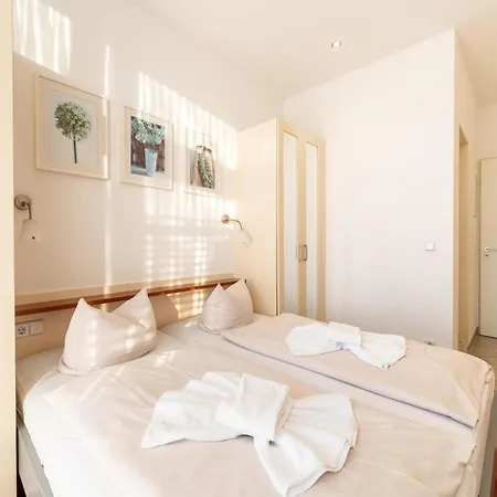 Elegant Eingerichtete *